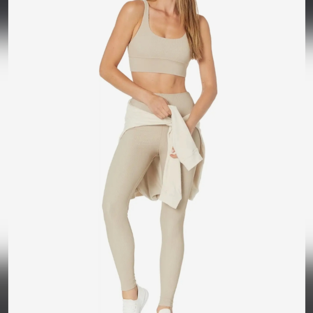Beach Riot NWT small